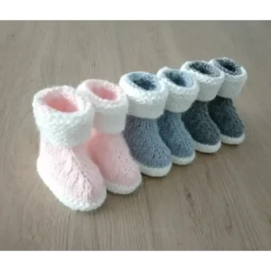 Chaussons Bébé en Laine Tricotés à la Main